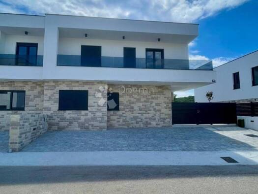 Haus zum Kauf 599.000 € 4 Zimmer 133 m² Murter Kornati