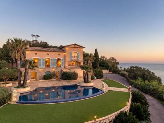 Einfamilienhaus zum Kauf 3.600.000 € 7 Zimmer 390 m² 3.100 m² Grundstück ST RAPHAEL 83530