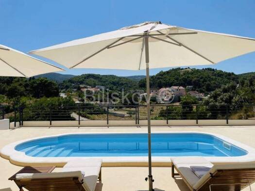 Haus zur Miete 1.200 € 4 Zimmer 100 m² Pucisca