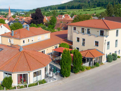 Hotel zum Kauf 2.900.000 € 15 Zimmer 800 m² Gastrofläche Thalmässing Thalmässing 91177