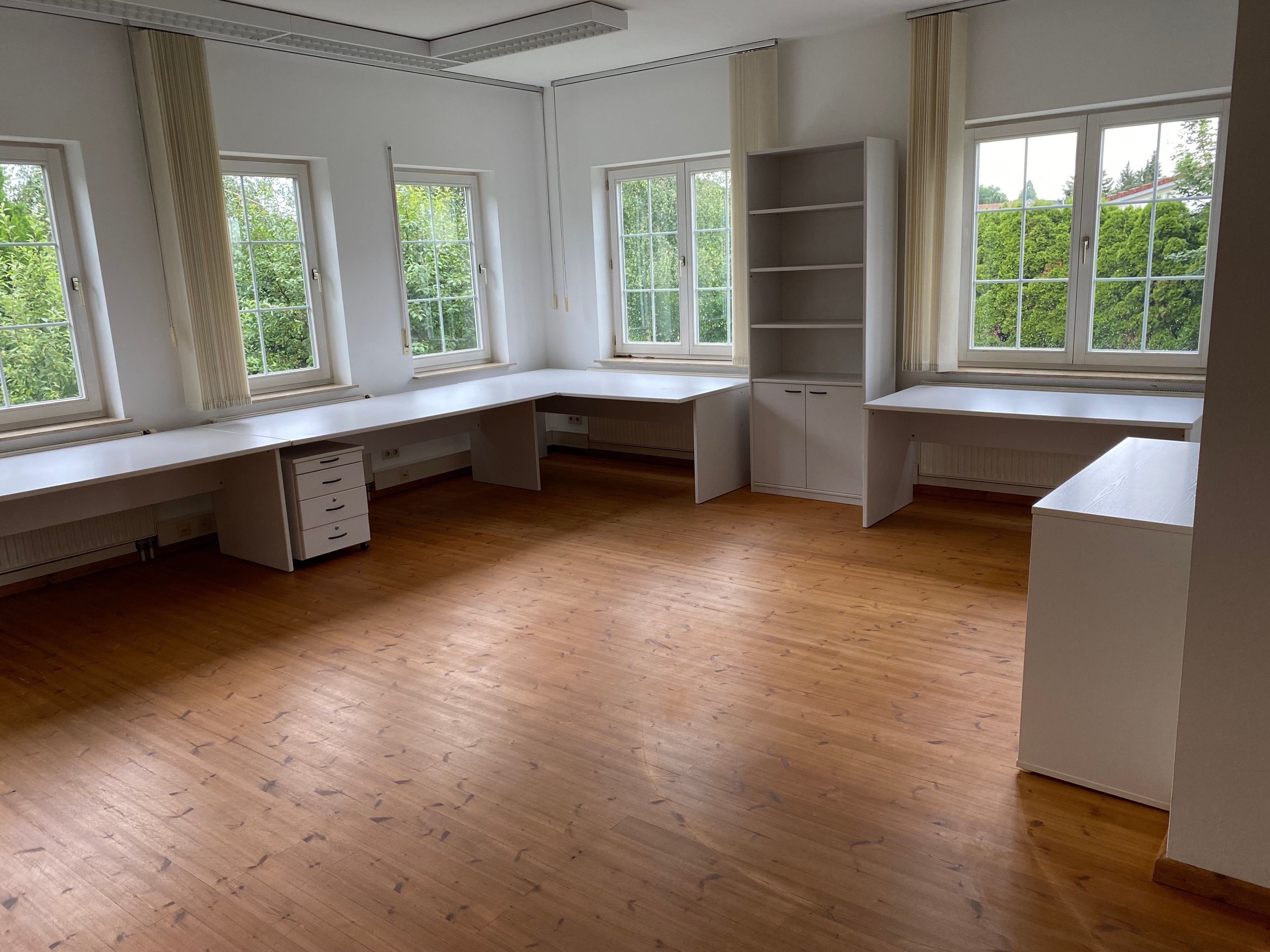 Bürofläche zur Miete 700 € 2,5 Zimmer 82 m²<br/>Bürofläche Wittershausen Vöhringen 72189