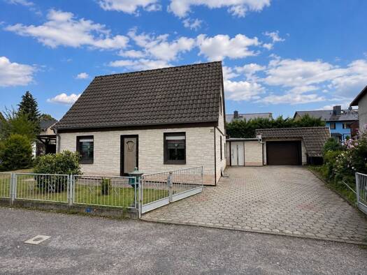 Einfamilienhaus zum Kauf provisionsfrei 209.000 € 3,5 Zimmer 85 m² 627 m² Grundstück Weißenfels Weißenfels 06667