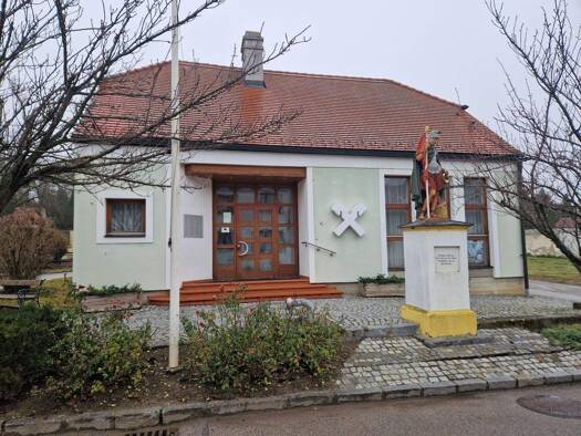 Haus zum Kauf 195.000 € 4 Zimmer 167 m² 118 m² Grundstück Großweikersdorf 3701