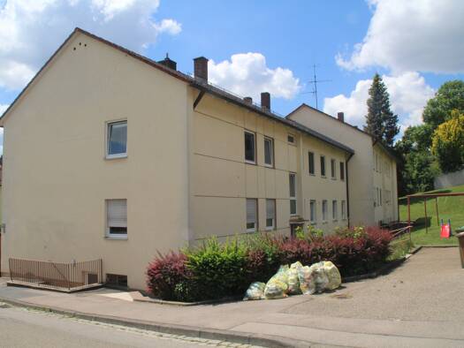 Mehrfamilienhaus zum Kauf als Kapitalanlage geeignet 28 Zimmer 596,3 m² 2.059 m² Grundstück Ansbach 91522