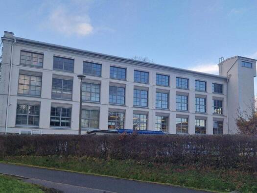 Produktionshalle zum Kauf 900.000 € 1.884,4 m² Lagerfläche Zschopau 09405