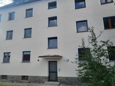 Wohnung zum Kauf 89.000 € 2 Zimmer 42 m² Dachgeschoss frei ab sofort Neunburg Neunburg 92431