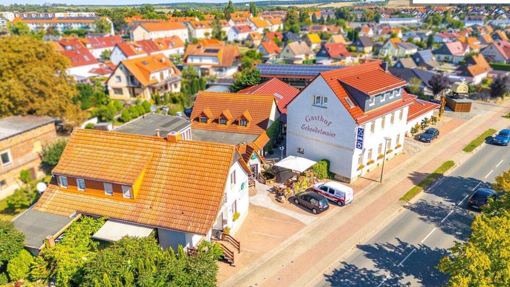 Restaurant zum Kauf 1.490.000 € 490 m² Gastrofläche 2.679 m² Grundstück Schermcker Straße 20-22 Oschersleben 39387