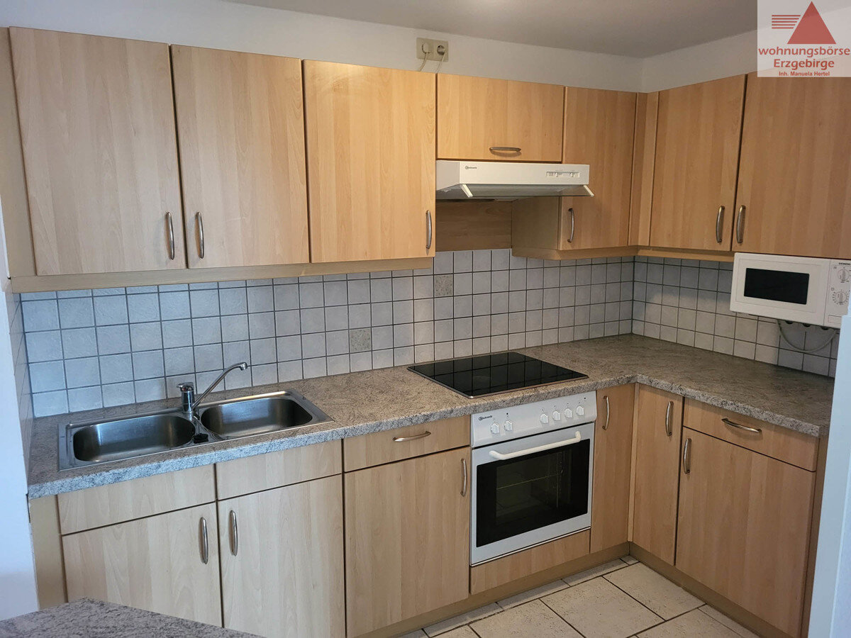 Wohnung zur Miete 315 € 2 Zimmer 47,9 m²<br/>Wohnfläche 1.<br/>Geschoss Hartensteiner Str. 74/75 Thierfeld Hartenstein / Thierfeld 08118