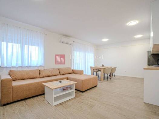 Wohnung zur Miete 800 € 3 Zimmer 82 m² 2. Geschoss Lutvinka, Slavonski Brod Slavonski Brod