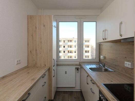Wohnung zur Miete 389 € 2 Zimmer 47,2 m² 3. Geschoss Karl-Kegel-Straße 86 Freiberg 09599