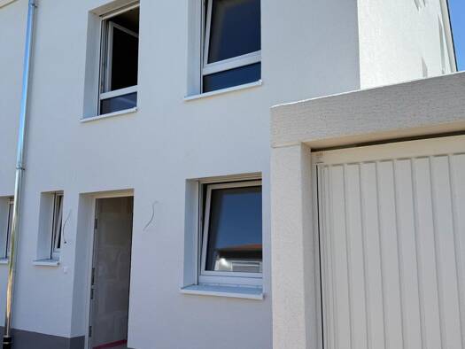 Doppelhaushälfte zur Miete 2.700 € 5 Zimmer 141 m² 240 m² Grundstück frei ab 01.11.2026 Tilsiter Straße 5 Ingelheim am Rhein 55218