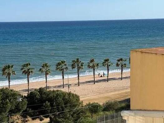 Penthouse zum Kauf 240.000 € 2 Zimmer 65 m² 6. Geschoss Consolat Mar, 9 Pineda de Mar 08397