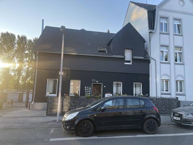 Einfamilienhaus zum Kauf provisionsfrei 750.000 € 10 Zimmer 250 m² 989 m² Grundstück Kappenstraße 21 Mitte-Ost Mülheim an der Ruhr 45473