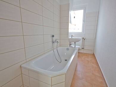 Wohnung zur Miete 287 € 3 Zimmer 59,7 m² 3. Geschoss Ph.-von-Ladenberg-Str. 7 Silberhöhe Halle (Saale) 06132