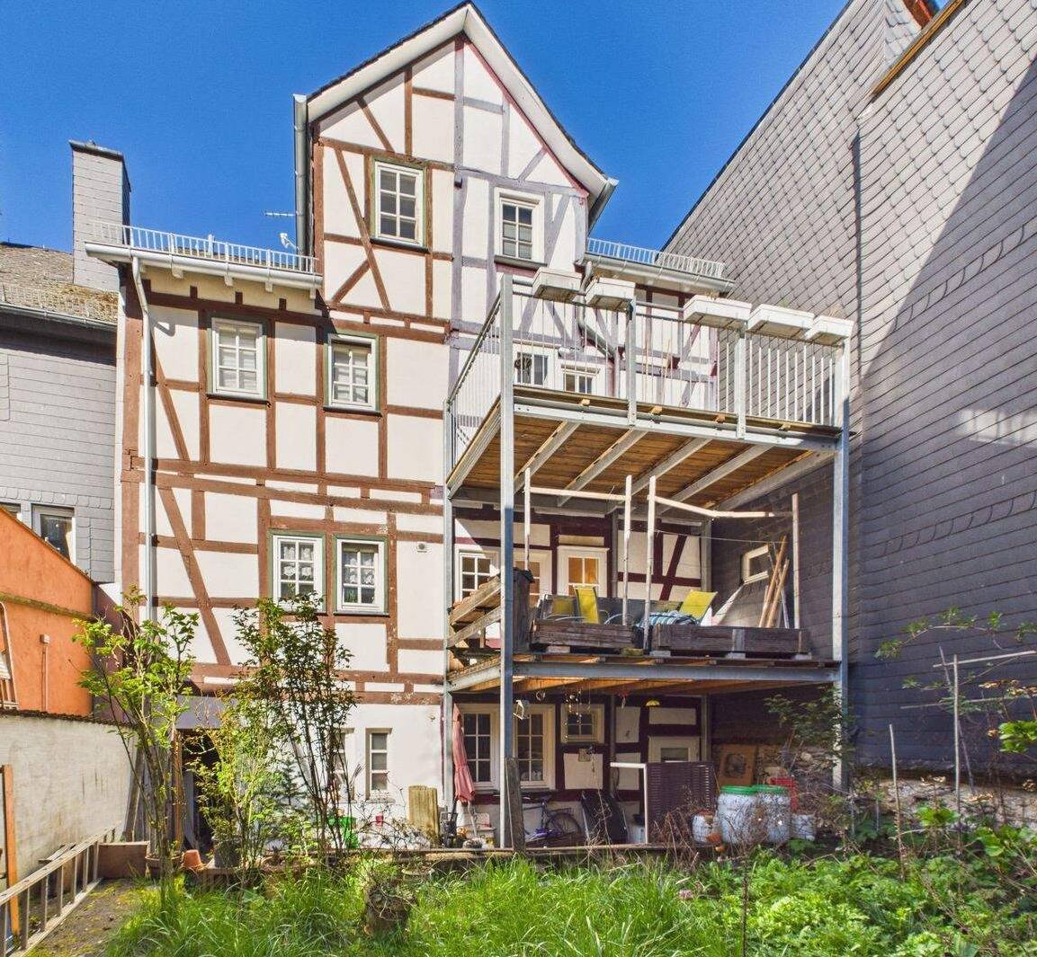 Immobilie in Wetzlar - Zeitloses Fachwerkhaus im historischen Stadtkern  - Bild 2