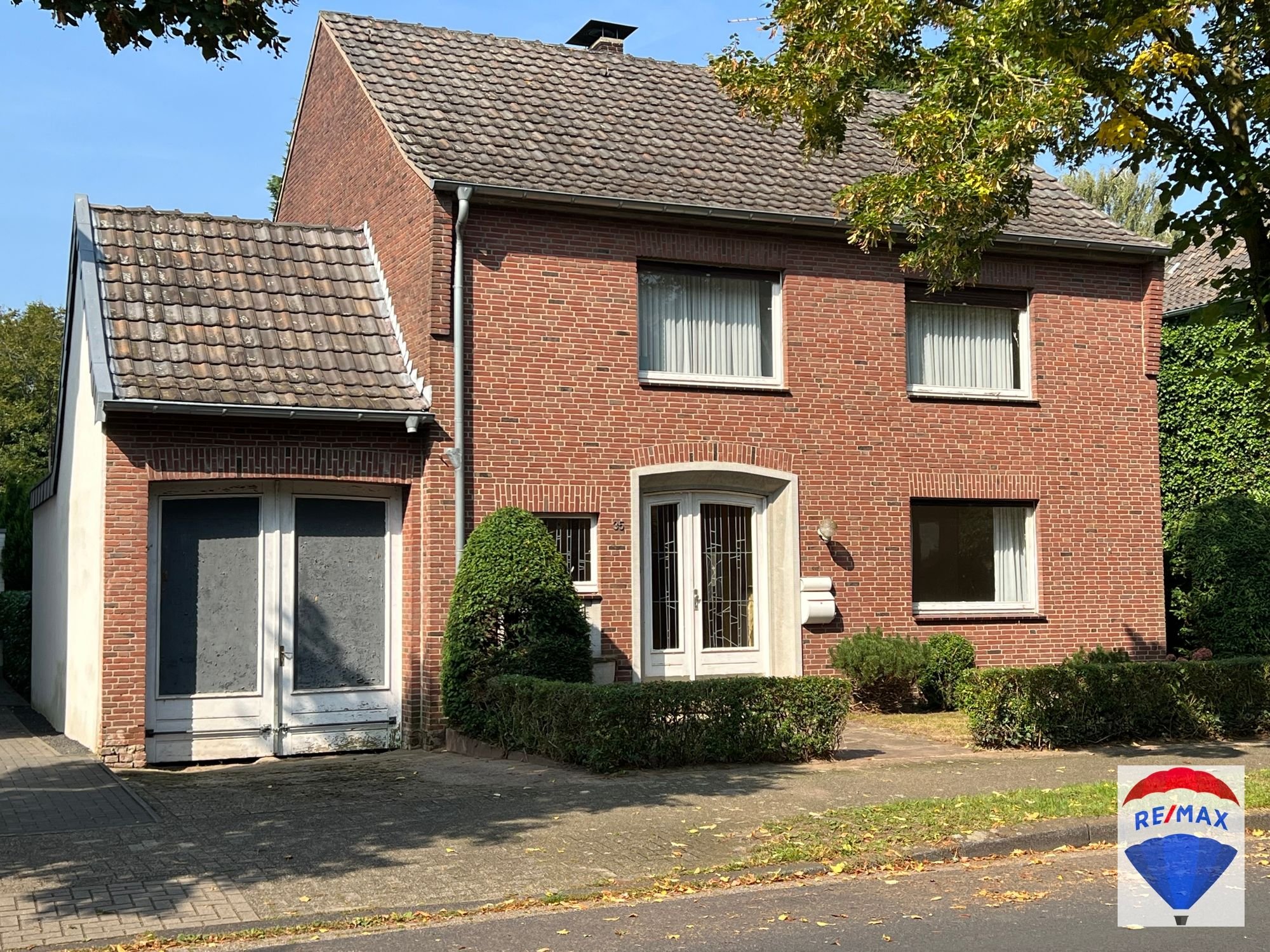 Einfamilienhaus zum Kauf 265.000 € 6 Zimmer 143,7 m²<br/>Wohnfläche 828 m²<br/>Grundstück Emmerich Emmerich 46446