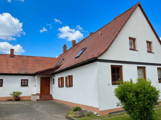 Einfamilienhaus zum Kauf 540.000 € 7 Zimmer 168 m² 676 m² Grundstück frei ab sofort Freiheitstraße 1 Zirndorf Zirndorf 90513