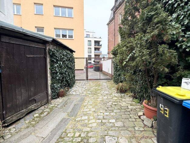 Mehrfamilienhaus zum Kauf 390.000 € 5 Zimmer 130 m² 420 m² Grundstück frei ab sofort Bärenschanzstraße 93 Gostenhof Nürnberg 90429