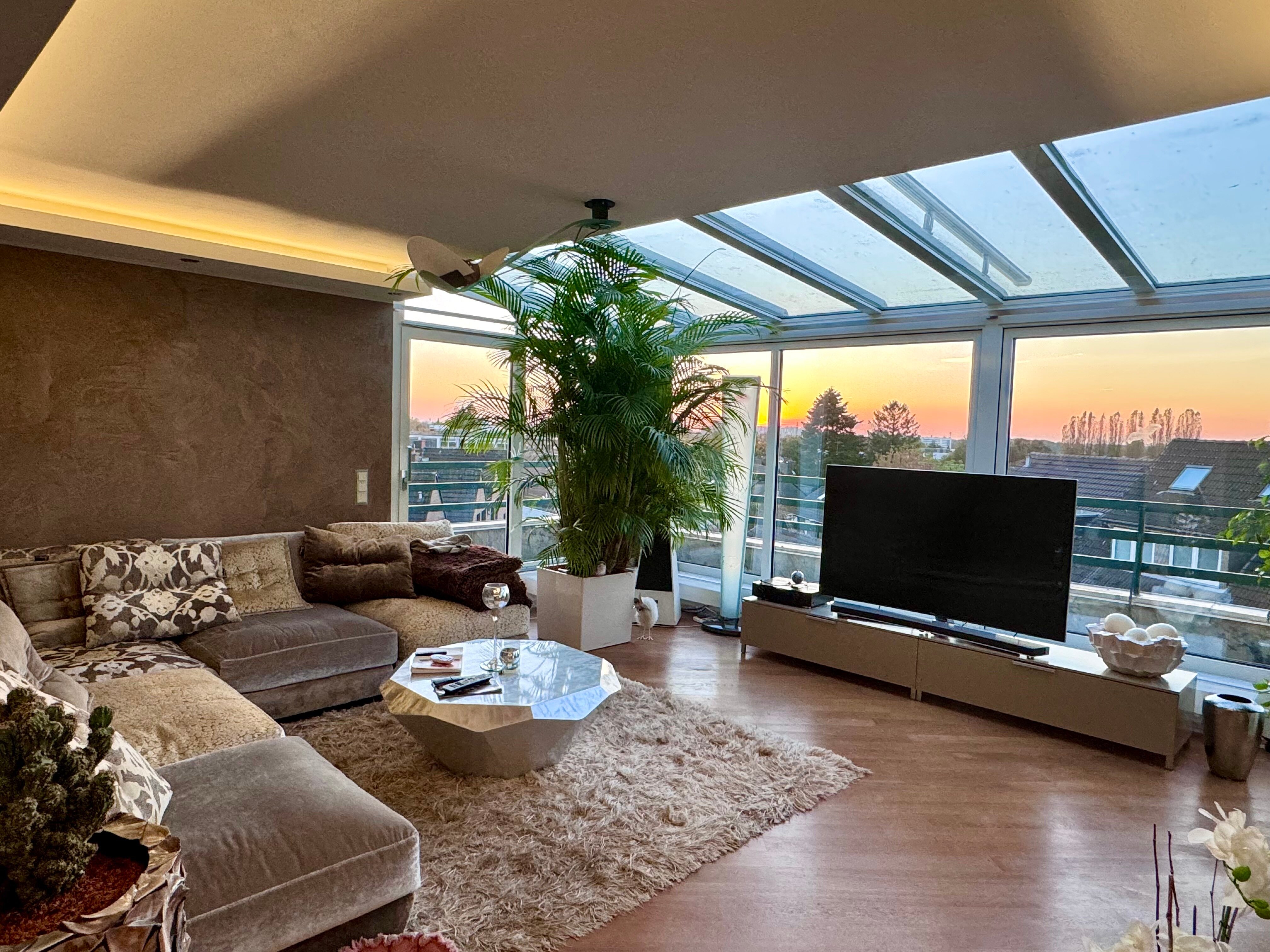 Penthouse zum Kauf 379.000 € 2 Zimmer 86,5 m²<br/>Wohnfläche Zentrum Ratingen 40878