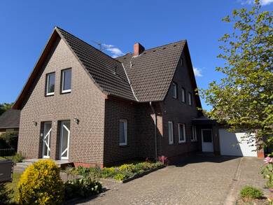 Mehrfamilienhaus zum Kauf 359.000 € 9 Zimmer 240 m² 854 m² Grundstück Huntlosen Großenkneten / Huntlosen 26197