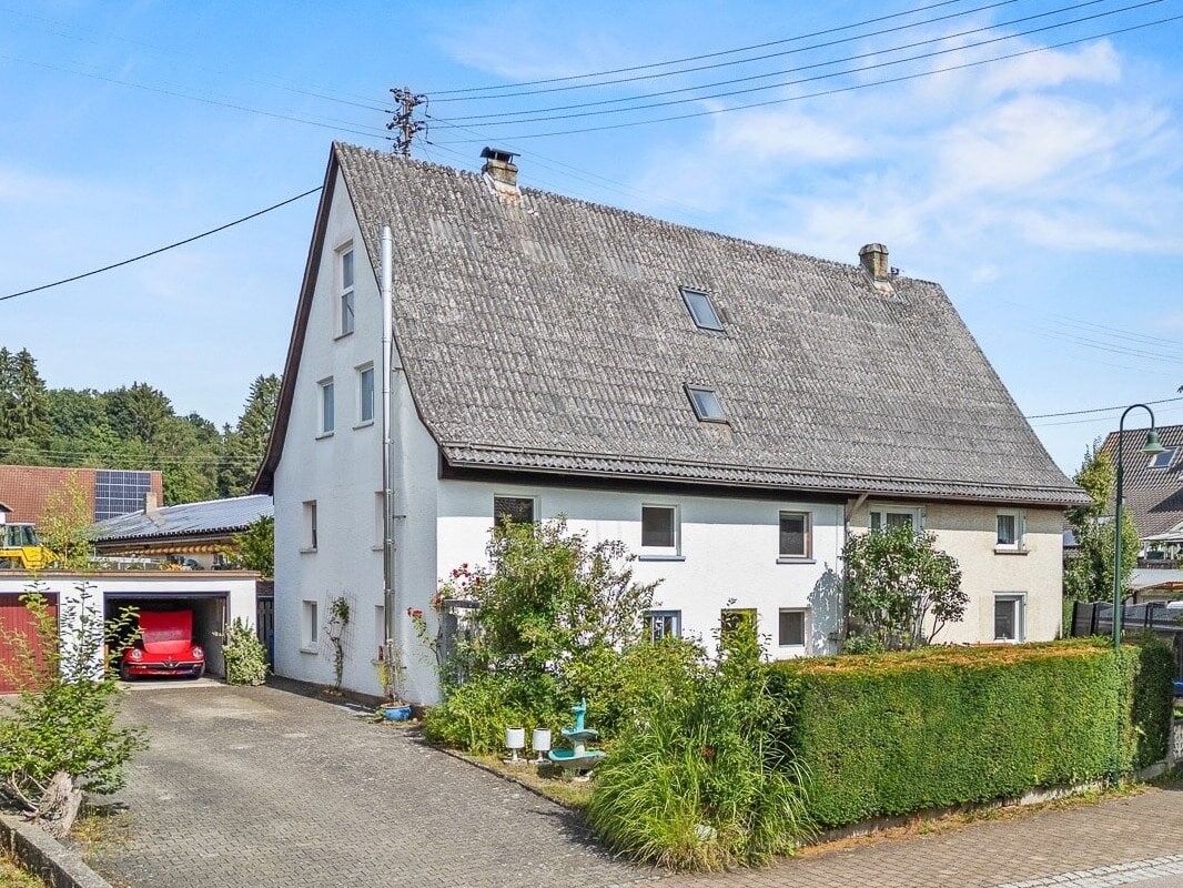 Mehrfamilienhaus zum Kauf 329.000 € 7 Zimmer 179 m²<br/>Wohnfläche 405 m²<br/>Grundstück Aach-Linz Pfullendorf 88630