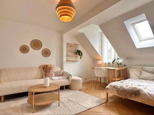 WG-Zimmer zur Miete 740 € 22 m² Geschoss 4/6 frei ab sofort West Stuttgart 70176