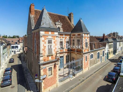 Reihenmittelhaus zum Kauf 690.000 € 13 Zimmer 376 m² Saint Germain-Hôtel de Ville-Saint Pierre Auxerre 89000