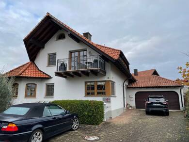 Einfamilienhaus zur Miete 2.150 € 7 Zimmer 205 m² 719 m² Grundstück frei ab 01.08.2025 Endingen Endingen 79346