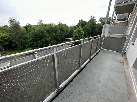 Studio zur Miete 329 € 2 Zimmer 63 m² 3. Geschoss Jahnstraße 37 Lutherviertel Chemnitz 09126