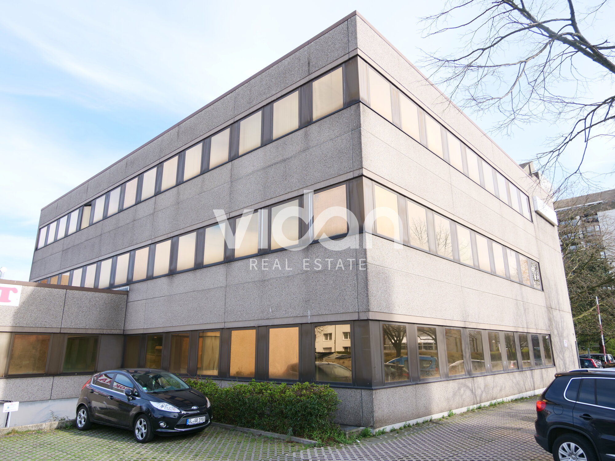 Bürofläche zur Miete 10,50 € 380 m²<br/>Bürofläche ab 380 m²<br/>Teilbarkeit Urbach Köln 51145