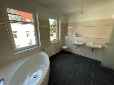 Wohnung zur Miete 872 € 3 Zimmer 96,9 m² Oberplanitz 572 Zwickau 08064