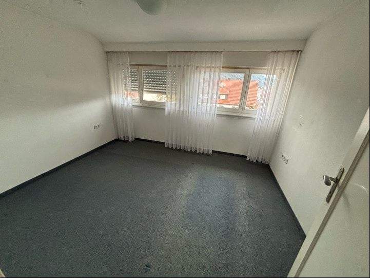 Immobilie in Zell am Harmersbach - Charmante Dachgeschoßwohnung - frei - Bild 3