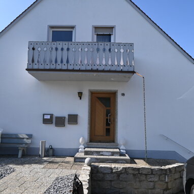 Haus zum Kauf als Kapitalanlage geeignet 385.000 € 8 Zimmer 180 m² 745 m² Grundstück Siedlerstraße 14 Weisendorf Weisendorf 91085