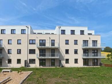 Wohnung zur Miete 1.415 € 3 Zimmer 101,1 m² frei ab sofort Fritz-Hackstr. 4 Niederweiler Müllheim 79379