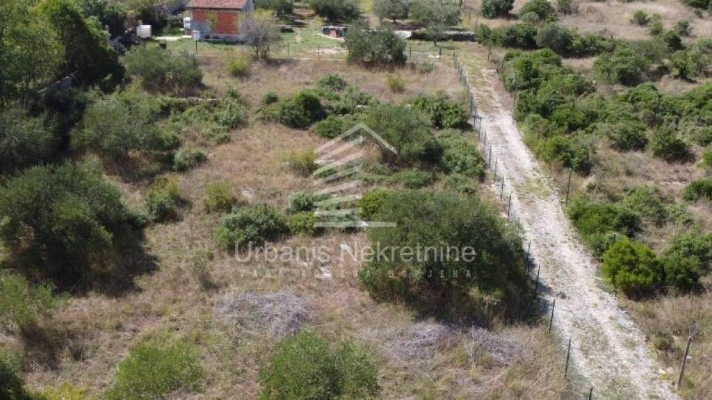 Land-/Forstwirtschaft zum Kauf 194.000 € Crno, Zadar Arbanasi do Crno