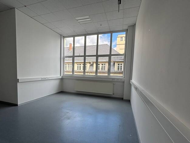 Bürofläche zur Miete provisionsfrei 233,4 m² Bürofläche Fritz-Hornschuch-Straße 9 Kulmbach 95326