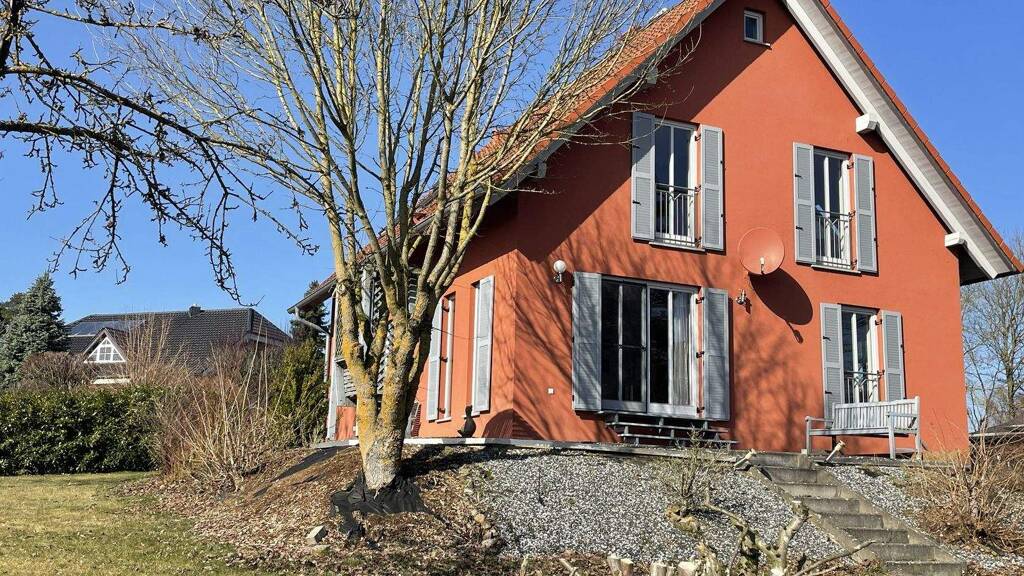 Einfamilienhaus zum Kauf 478.000 € 7 Zimmer 132 m² 784 m² Grundstück Schottenstein Schottenstein - Itzgrund 96274