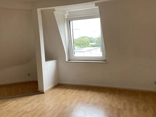 Wohnung zur Miete 490 € 2 Zimmer 61 m² Geschoss 3/4 frei ab 01.09.2026 Holsterhausen Stadtbezirk III 45147