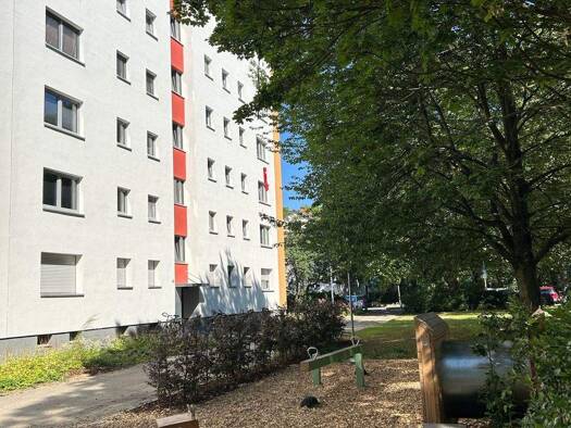 Wohnung zur Miete 621 € 2 Zimmer 42,7 m² 3. Geschoss frei ab 01.07.2026 Schaumburger Straße 83 Sossenheim Frankfurt am Main 65936
