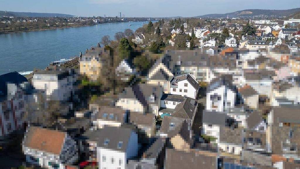 Mehrfamilienhaus zum Kauf 630.000 € 10 Zimmer 282,8 m² 423 m² Grundstück Königswinter 53639