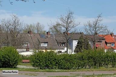 Einfamilienhaus zum Kauf 280.000 € 4 Zimmer 111 m² 825 m² Grundstück Garstedt Norderstedt 22850