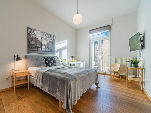 Wohnung zur Miete 1.300 € 1 Zimmer 24 m² 1. Geschoss Sachsenhausen Frankfurt am Main 60594