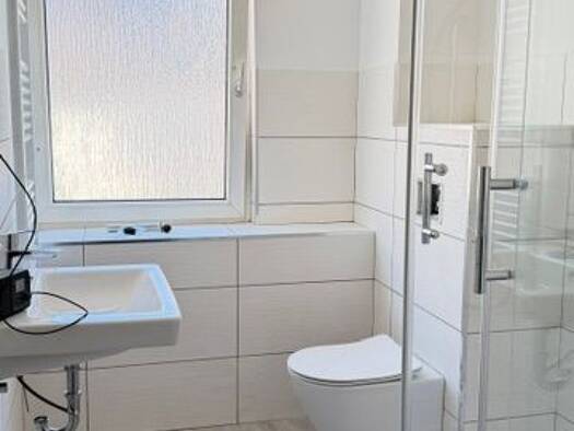 Wohnung zur Miete 800 € 3 Zimmer 85 m² Geschoss 1/2 frei ab sofort Malstatt Mitte 66115