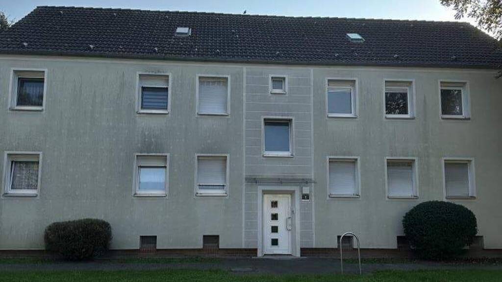 Wohnung zur Miete nur mit Wohnberechtigungsschein 325 € 2,5 Zimmer 57,1 m² 1. Geschoss Gerhart-Hauptmann-Straße 5 Repelen Moers 47445