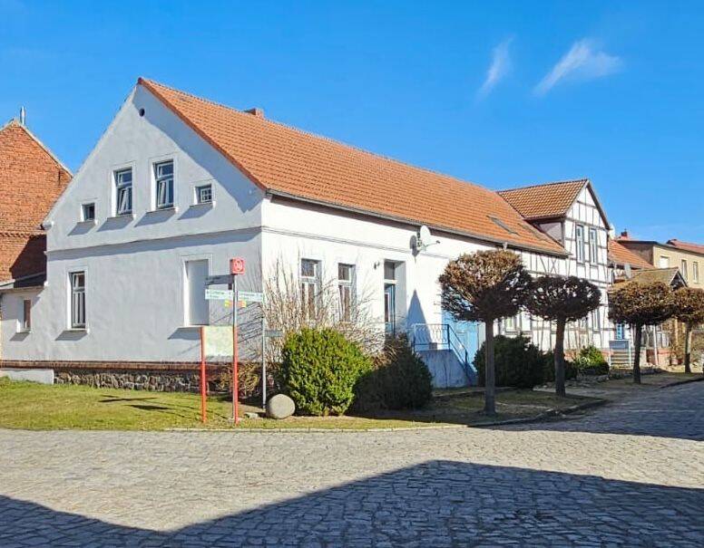 Immobilie in Tangerhütte - Vierseitenhof / Mehrgenerationenhof in Schleuß - Bild 0