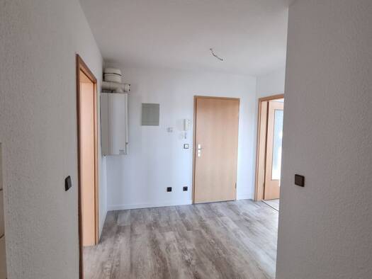 Wohnung zur Miete 250 € 1,5 Zimmer 36,5 m² 1. Geschoss frei ab sofort Altmittweida 09648