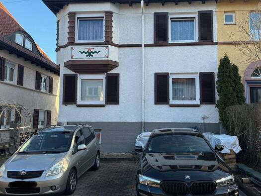 Doppelhaushälfte zum Kauf 385.000 € 6 Zimmer 140 m² 299 m² Grundstück frei ab 01.09.2026 Schwenningen Villingen-Schwenningen 78056