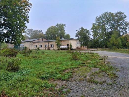 Lagerhalle zum Kauf 100.000 € 1.300 m² Lagerfläche Mühltroff 07919