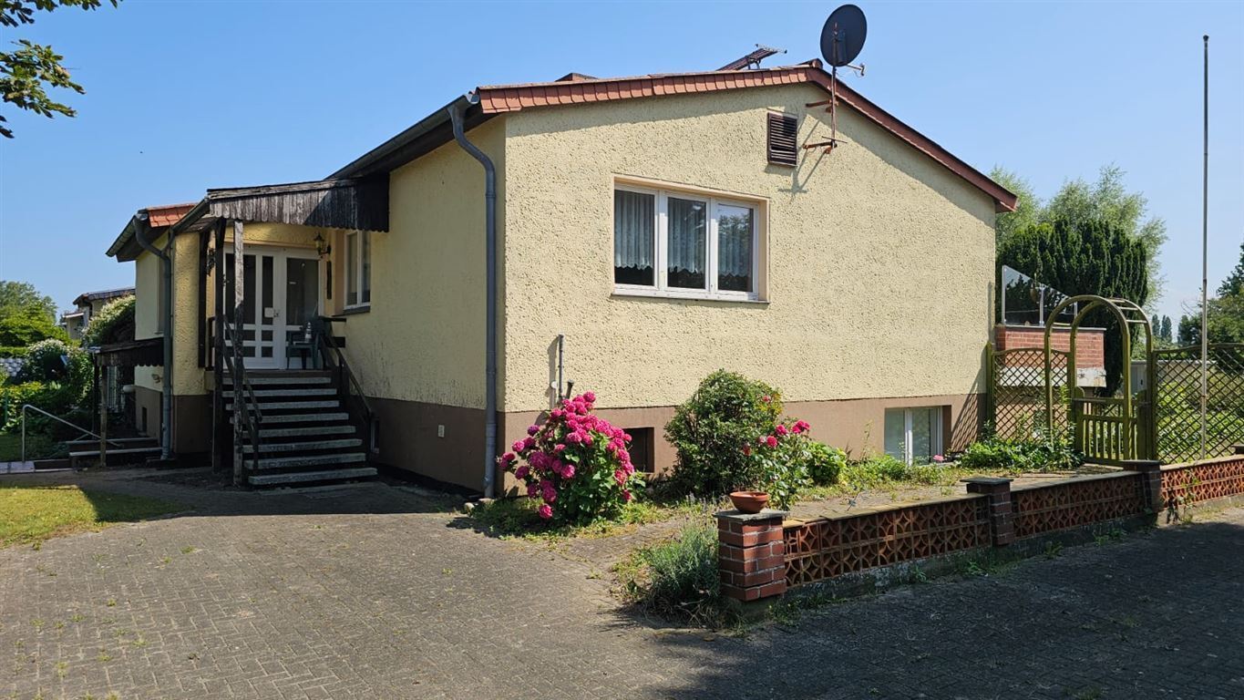 Haus zum Kauf provisionsfrei 757.000 € 5 Zimmer 160 m²<br/>Wohnfläche 2.933 m²<br/>Grundstück ab sofort<br/>Verfügbarkeit Admannshagen Admannshagen-Bargeshagen 18211