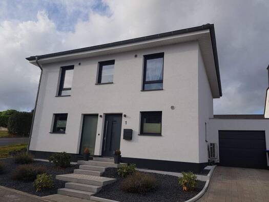 Einfamilienhaus zum Kauf provisionsfrei 455.000 € 4,5 Zimmer 155 m² 1.100 m² Grundstück Mechern Merzig 66663